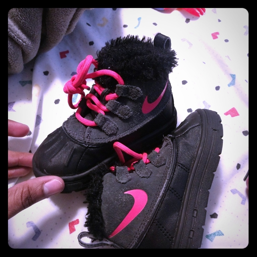 Nike Boots